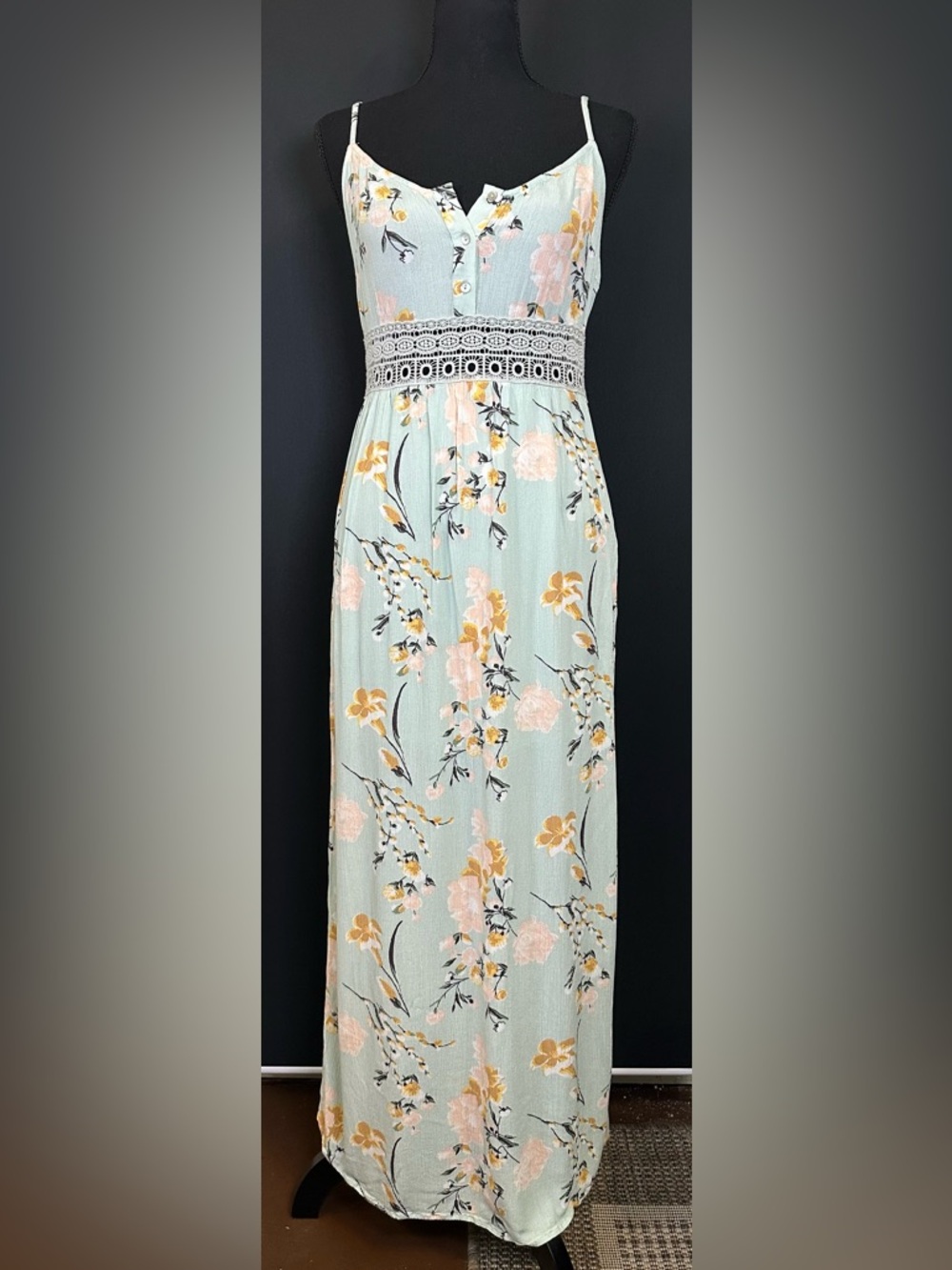 #159- Forever 21‎ Mint Green Floral Maxi Dress with Peach & Gold Blooms